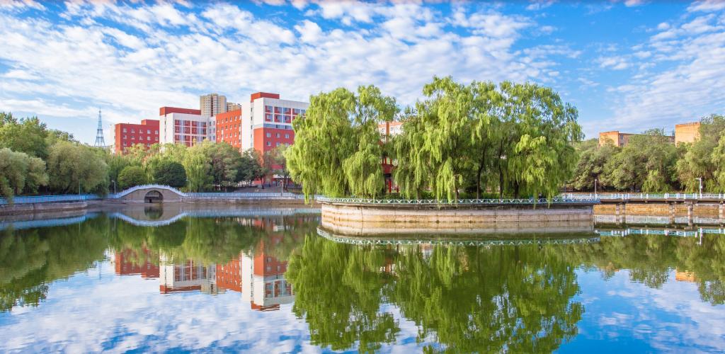 关于黑料不打烊
2023-2024学年第二学期 转专业转...